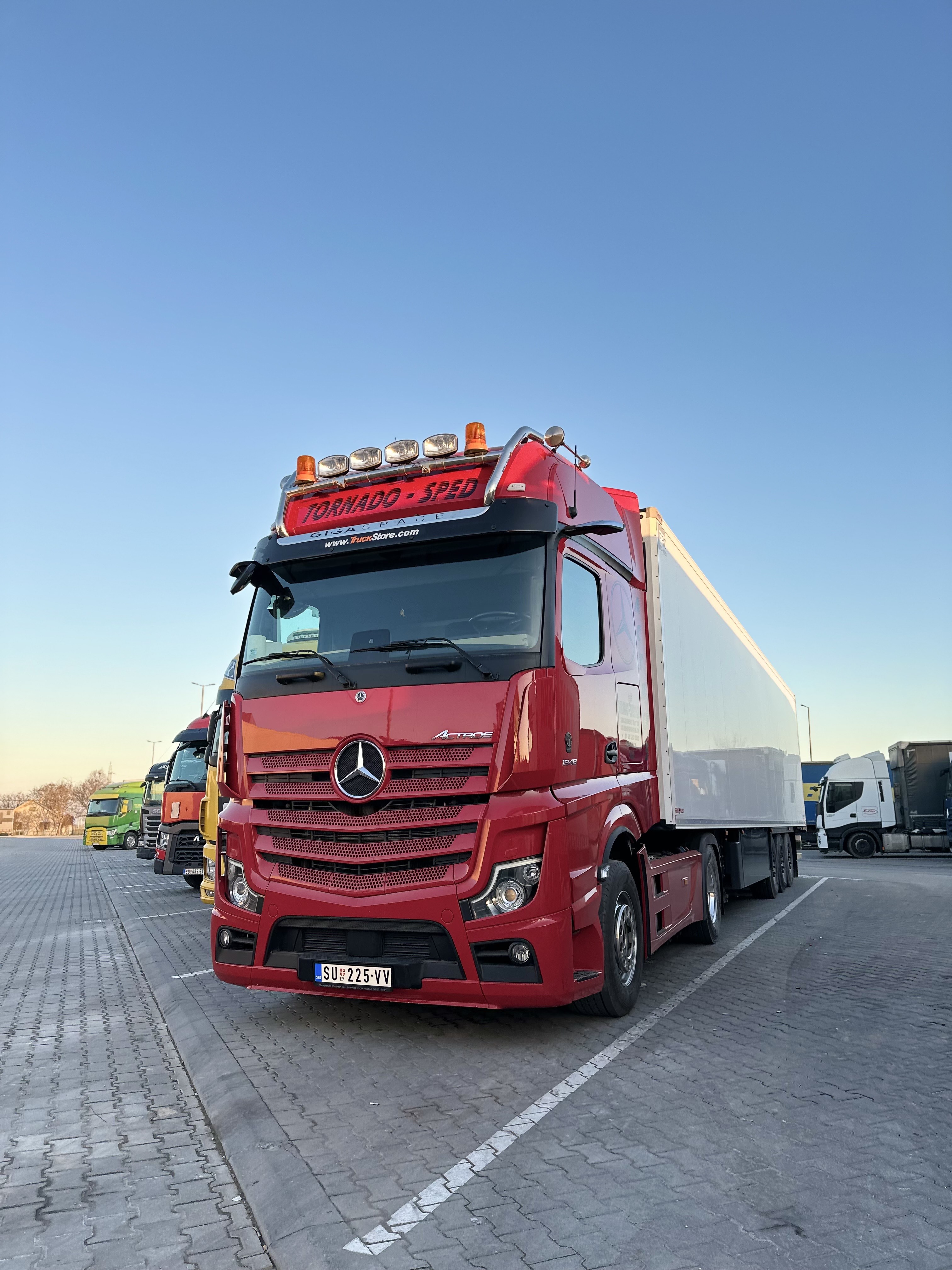 Tornado-šped transport ka Rusiji